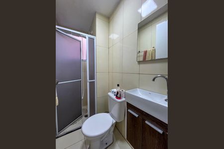 Banheiro de apartamento para alugar com 2 quartos, 40m² em Jardim Sao Saverio, São Paulo