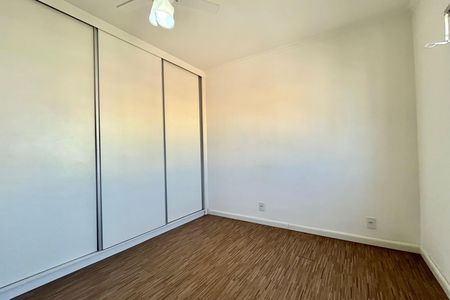 Apartamento à venda com 76m², 2 quartos e 1 vagaQuarto 2