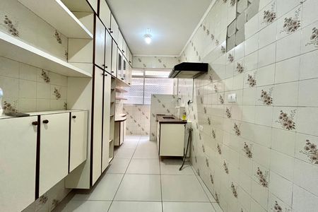 Apartamento à venda com 76m², 2 quartos e 1 vagaCozinha