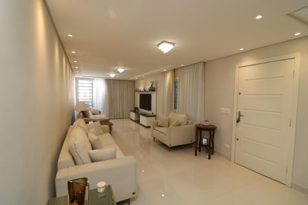 Sala de casa para alugar com 3 quartos, 350m² em Vila Prudente, São Paulo