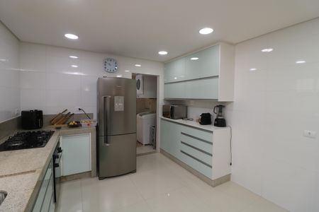 Casa para alugar com 350m², 3 quartos e 2 vagasCozinha