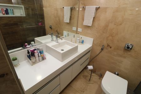 Casa para alugar com 350m², 3 quartos e 2 vagasBanheiro da Suíte 3