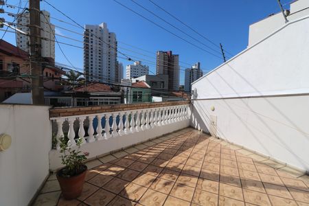 Casa para alugar com 350m², 3 quartos e 2 vagasVaranda