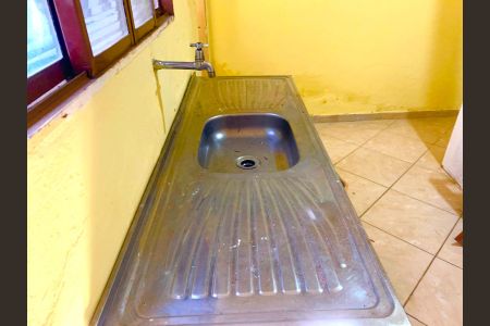 Casa para alugar com 45m², 1 quarto e sem vaga