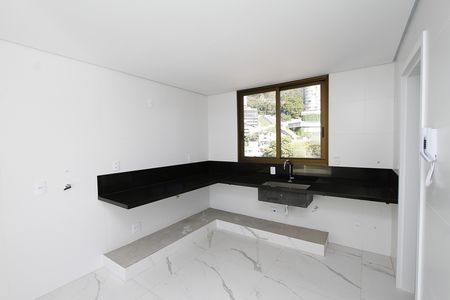 Apartamento à venda com 363m², 4 quartos e 4 vagasCozinha