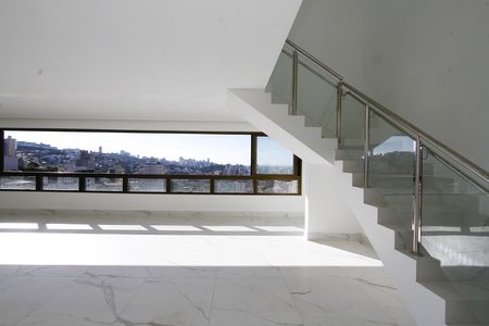 Apartamento à venda com 363m², 4 quartos e 4 vagasSala