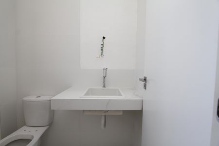 Apartamento à venda com 363m², 4 quartos e 4 vagasBanheiro da Suíte 3