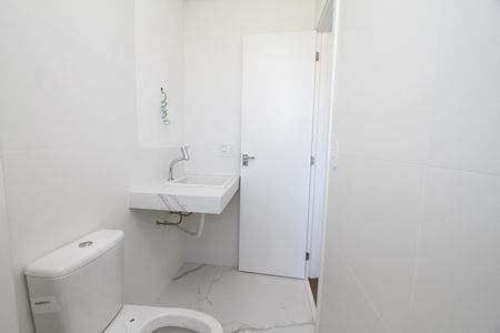 Apartamento à venda com 363m², 4 quartos e 4 vagasBanheiro da Suíte 3