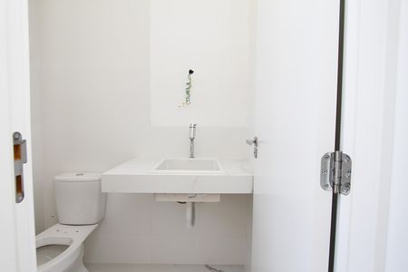 Apartamento à venda com 363m², 4 quartos e 4 vagasBanheiro da Suíte 3