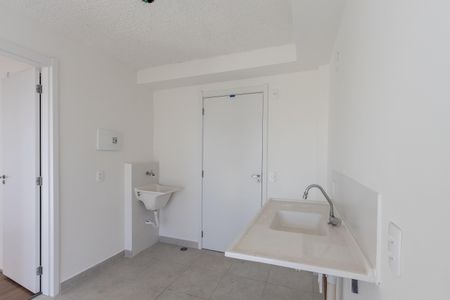 Apartamento à venda com 27m², 1 quarto e sem vaga Apartamento à venda com 27m², 1 quarto e sem vagaCozinha e Área de Serviço