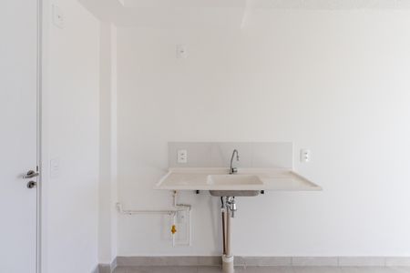 Apartamento à venda com 27m², 1 quarto e sem vaga Apartamento à venda com 27m², 1 quarto e sem vagaCozinha e Área de Serviço