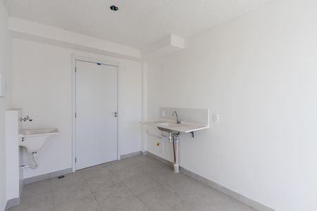 Apartamento à venda com 27m², 1 quarto e sem vaga Apartamento à venda com 27m², 1 quarto e sem vagaCozinha e Área de Serviço
