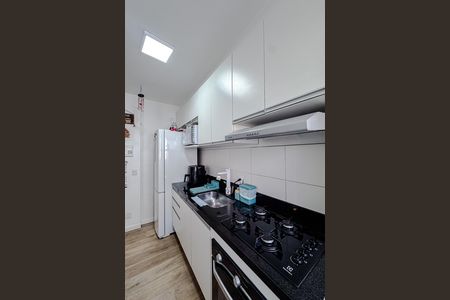 Apartamento à venda com 44m², 2 quartos e 1 vaga Apartamento à venda com 44m², 2 quartos e 1 vagaCozinha e Área de Serviço
