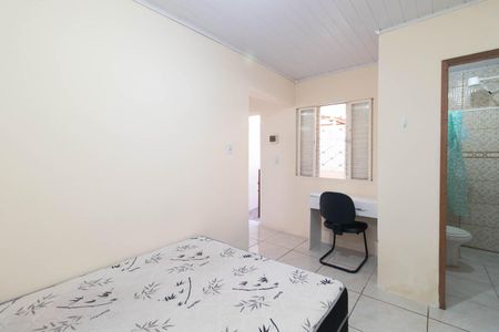 Sala/Quarto de casa para alugar com 1 quarto, 30m² em São José, Porto Alegre