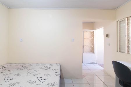 Casa para alugar com 30m², 1 quarto e sem vagaSala/Quarto