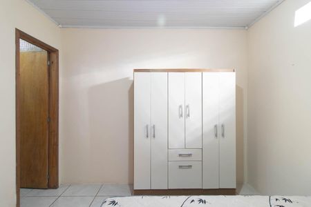 Sala/Quarto de casa para alugar com 1 quarto, 30m² em São José, Porto Alegre