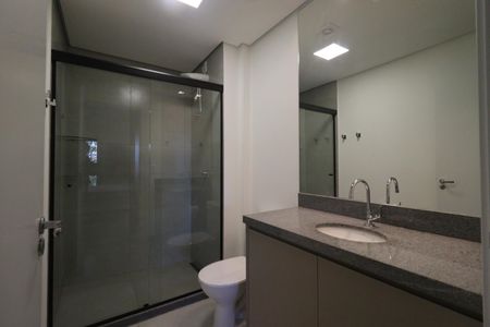 Banheiro da Suíte de kitnet/studio para alugar com 1 quarto, 38m² em Santa Luzia, Ribeirão Preto