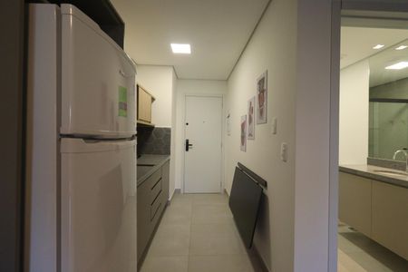 Studio para alugar com 38m², 1 quarto e 1 vaga Studio para alugar com 38m², 1 quarto e 1 vagaCozinha - Armários