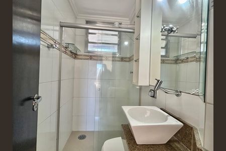 Banheiro do Quarto 1 de apartamento para alugar com 2 quartos, 54m² em Brás, São Paulo