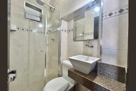Apartamento à venda com 54m², 2 quartos e sem vaga Apartamento à venda com 54m², 2 quartos e sem vagaBanheiro