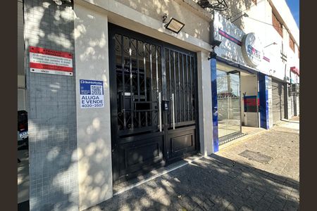 Apartamento à venda com 54m², 2 quartos e sem vaga Apartamento à venda com 54m², 2 quartos e sem vagaFachada