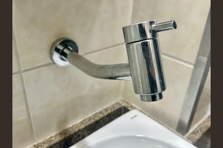 Apartamento à venda com 54m², 2 quartos e sem vaga Apartamento à venda com 54m², 2 quartos e sem vagaBanheiro