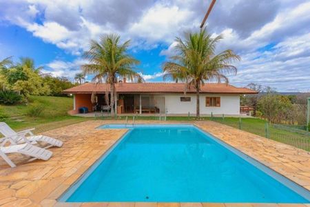 Foto 01 de casa à venda com 4 quartos, 350m² em Medeiros, Jundiaí