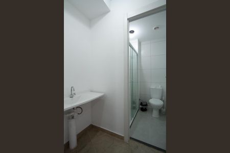 Apartamento para alugar com 37m², 2 quartos e sem vagaBanheiro