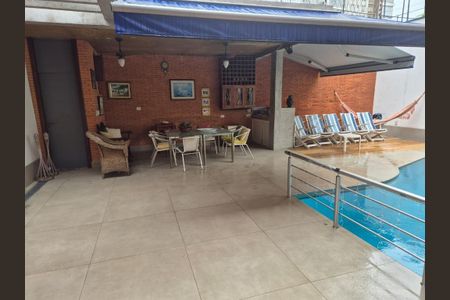 Casa à venda com 365m², 4 quartos e 4 vagas Casa à venda com 365m², 4 quartos e 4 vagasFoto 33
