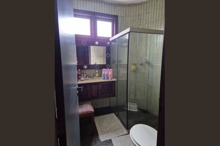 Casa à venda com 365m², 4 quartos e 4 vagas Casa à venda com 365m², 4 quartos e 4 vagasFoto 21