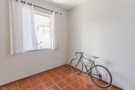 Apartamento para alugar com 110m², 3 quartos e sem vagaQuarto 2