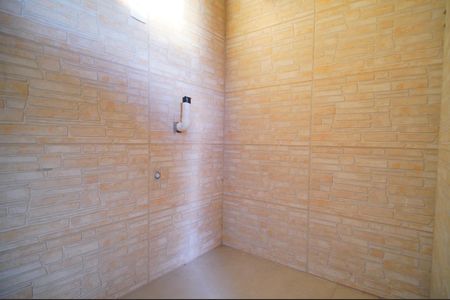 Casa para alugar com 80m², 2 quartos e 1 vagaÁrea de Serviço