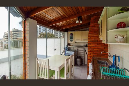 Apartamento à venda com 154m², 2 quartos e 1 vagaÁrea com churrasqueira 