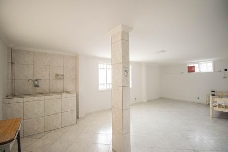 Casa para alugar com 1000m², 6 quartos e 4 vagas Casa para alugar com 1000m², 6 quartos e 4 vagasQuarto de Serviço