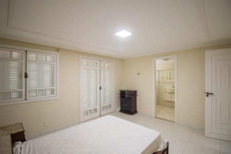 Casa para alugar com 1000m², 6 quartos e 4 vagas Casa para alugar com 1000m², 6 quartos e 4 vagasSuíte 1