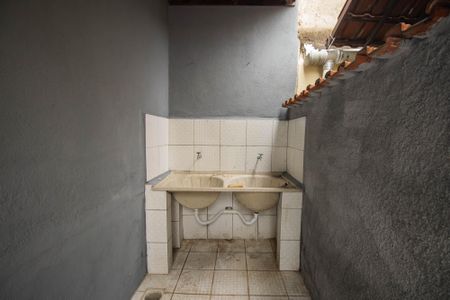 Casa para alugar com 1000m², 6 quartos e 4 vagas Casa para alugar com 1000m², 6 quartos e 4 vagasÁrea de Serviço 3