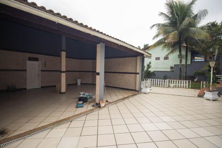 Casa para alugar com 1000m², 6 quartos e 4 vagas Casa para alugar com 1000m², 6 quartos e 4 vagasGaragem