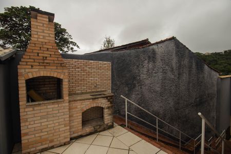 Casa para alugar com 1000m², 6 quartos e 4 vagas Casa para alugar com 1000m², 6 quartos e 4 vagasChurrasqueira 2