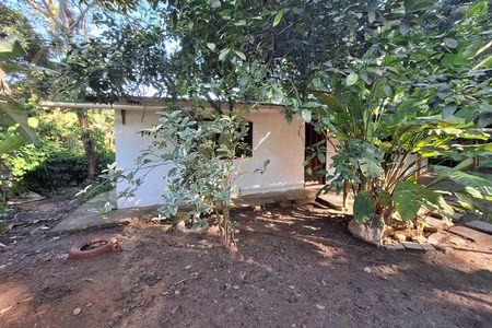 Casa para alugar com 40m², 1 quarto e 1 vaga Casa para alugar com 40m², 1 quarto e 1 vagaQuintal