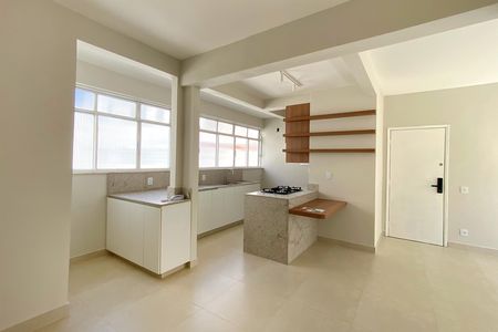 Apartamento à venda com 84m², 3 quartos e 2 vagas Apartamento à venda com 84m², 3 quartos e 2 vagasSala de Jantar