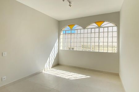 Apartamento à venda com 84m², 3 quartos e 2 vagas Apartamento à venda com 84m², 3 quartos e 2 vagasSala