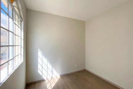 Apartamento à venda com 84m², 3 quartos e 2 vagas Apartamento à venda com 84m², 3 quartos e 2 vagasQuarto 3