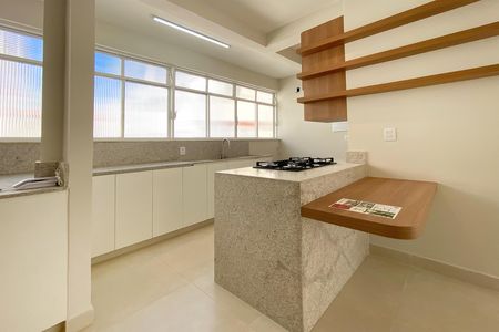 Apartamento à venda com 84m², 3 quartos e 2 vagas Apartamento à venda com 84m², 3 quartos e 2 vagasCozinha