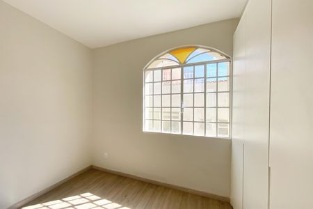 Apartamento à venda com 84m², 3 quartos e 2 vagas Apartamento à venda com 84m², 3 quartos e 2 vagasQuarto 2