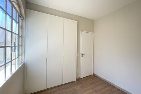Apartamento à venda com 84m², 3 quartos e 2 vagas Apartamento à venda com 84m², 3 quartos e 2 vagasQuarto 2