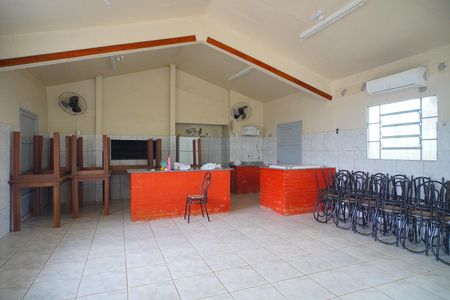 Apartamento para alugar com 40m², 2 quartos e 1 vagaÁrea comum - Salão de festas