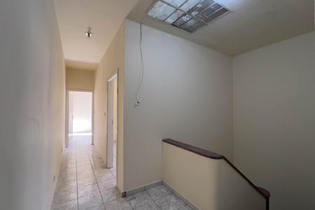 Casa à venda com 90m², 3 quartos e sem vaga Casa à venda com 90m², 3 quartos e sem vagaHall