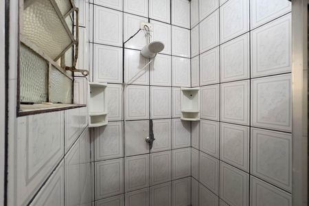 Casa à venda com 90m², 3 quartos e sem vaga Casa à venda com 90m², 3 quartos e sem vagaBanheiro