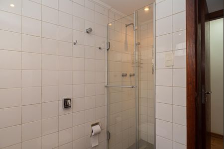 Apartamento à venda com 112m², 3 quartos e 1 vaga Apartamento à venda com 112m², 3 quartos e 1 vagaBanheiro da Suíte