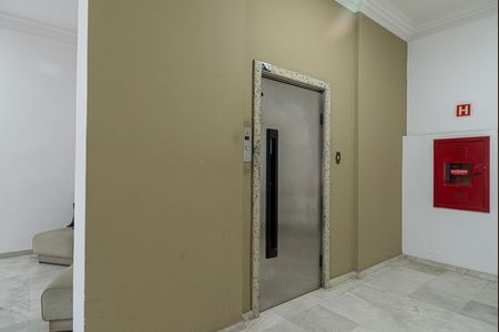 Apartamento à venda com 112m², 3 quartos e 1 vaga Apartamento à venda com 112m², 3 quartos e 1 vagaÁrea comum - Elevador